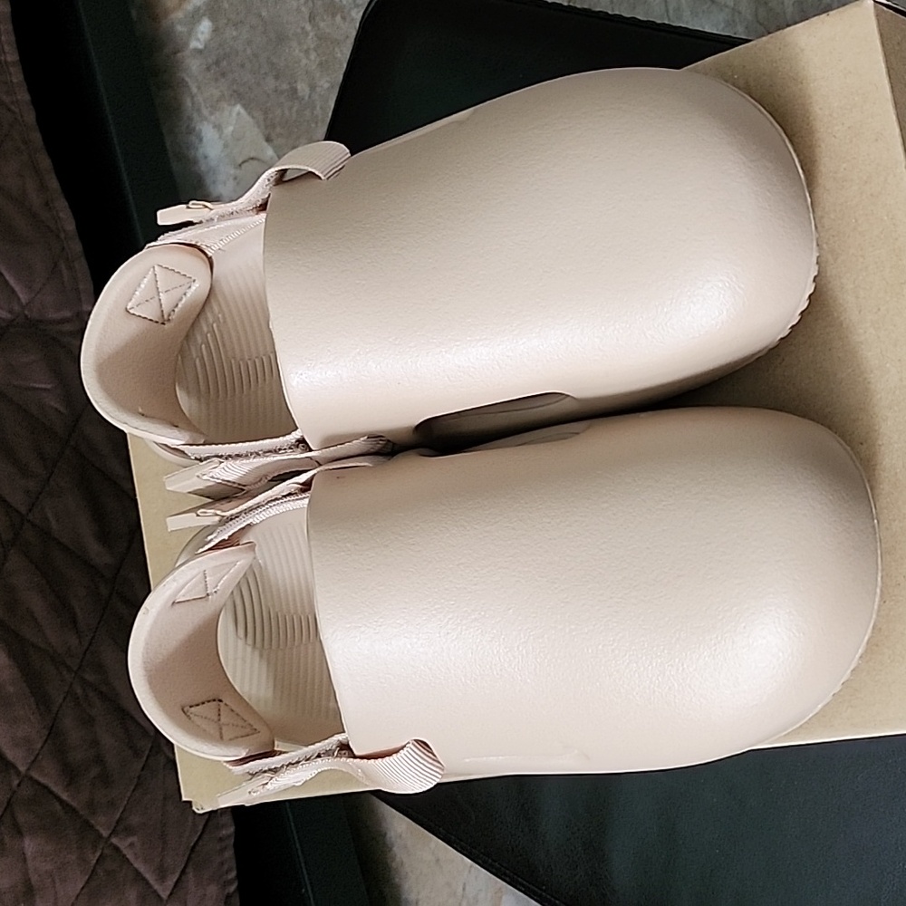 Nike Calm mules